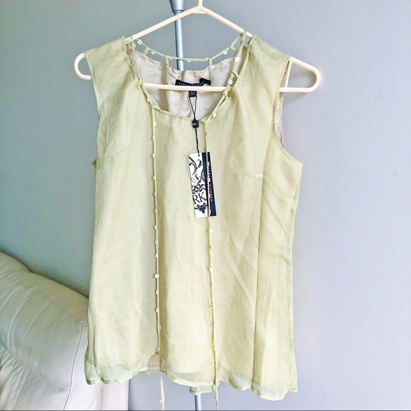 NWT Sleeveless Green Seashell Bead Top Shirt - Picture 1 of 2